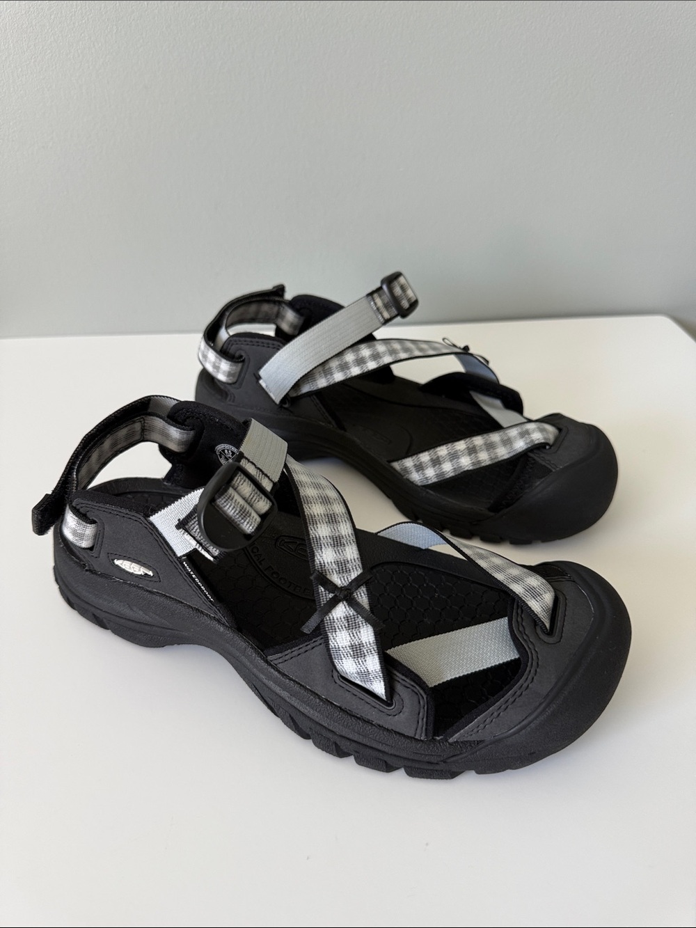 Keen Zerraport ll - Black Gingham US W 8.5 - Picture 3 of 12